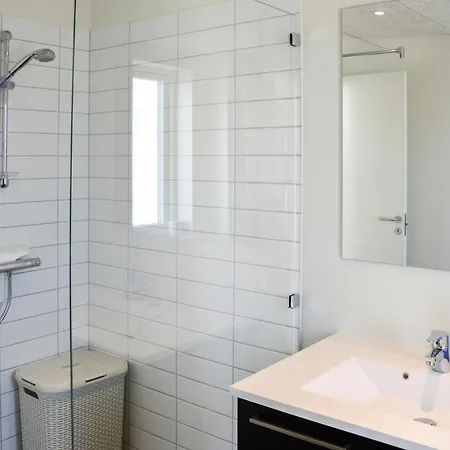 Two-bedroom 07 *