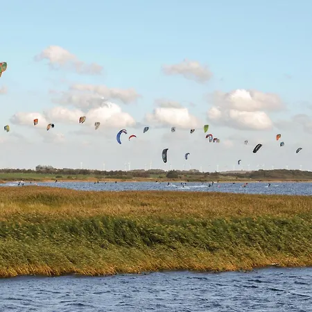 Two-Bedroom Holiday Home Ringkobing 07 * Ringkobing